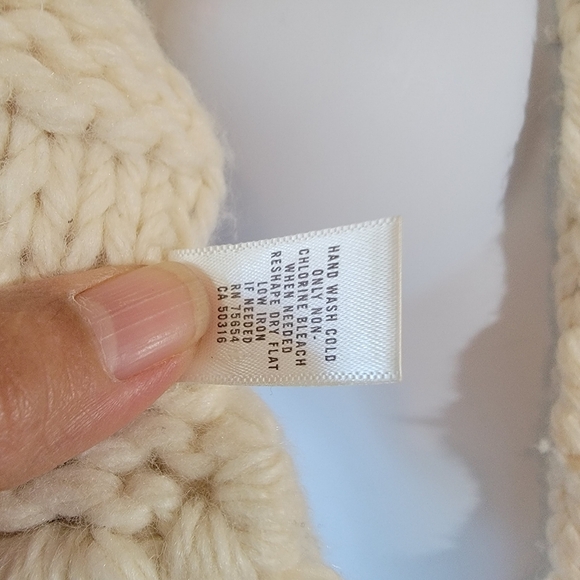 VTG Y2K Abercrombie Ivory Chunky Cable Knit Scarf Fringed Logo Grunge Unisex - Picture 9 of 10